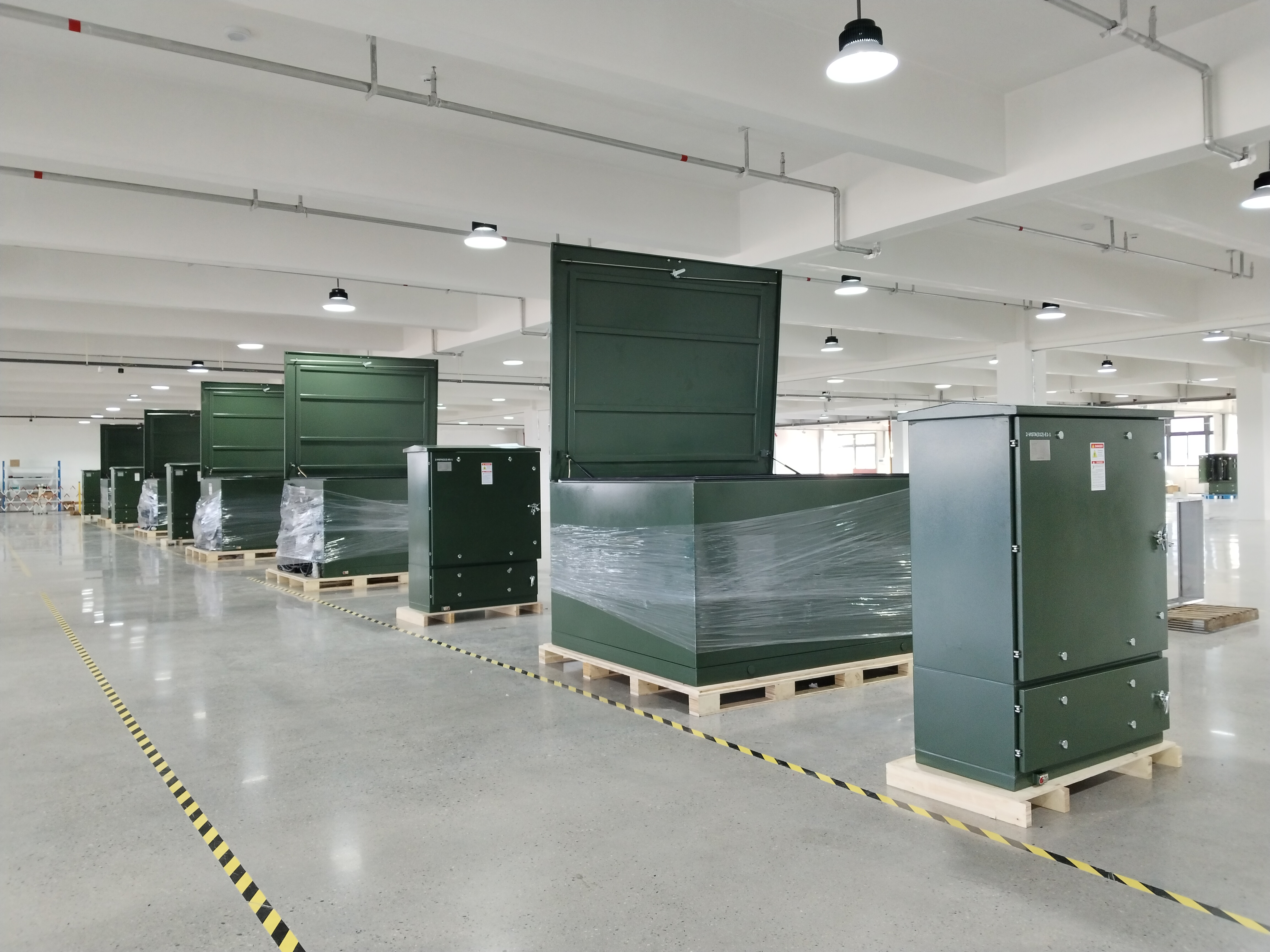 Loistavaan alkuun! CNKEEYA Electricin maanalaiset kaappisarjat toimitettiin Ohion palvelinkeskusprojektiin Yhdysvaltoihin